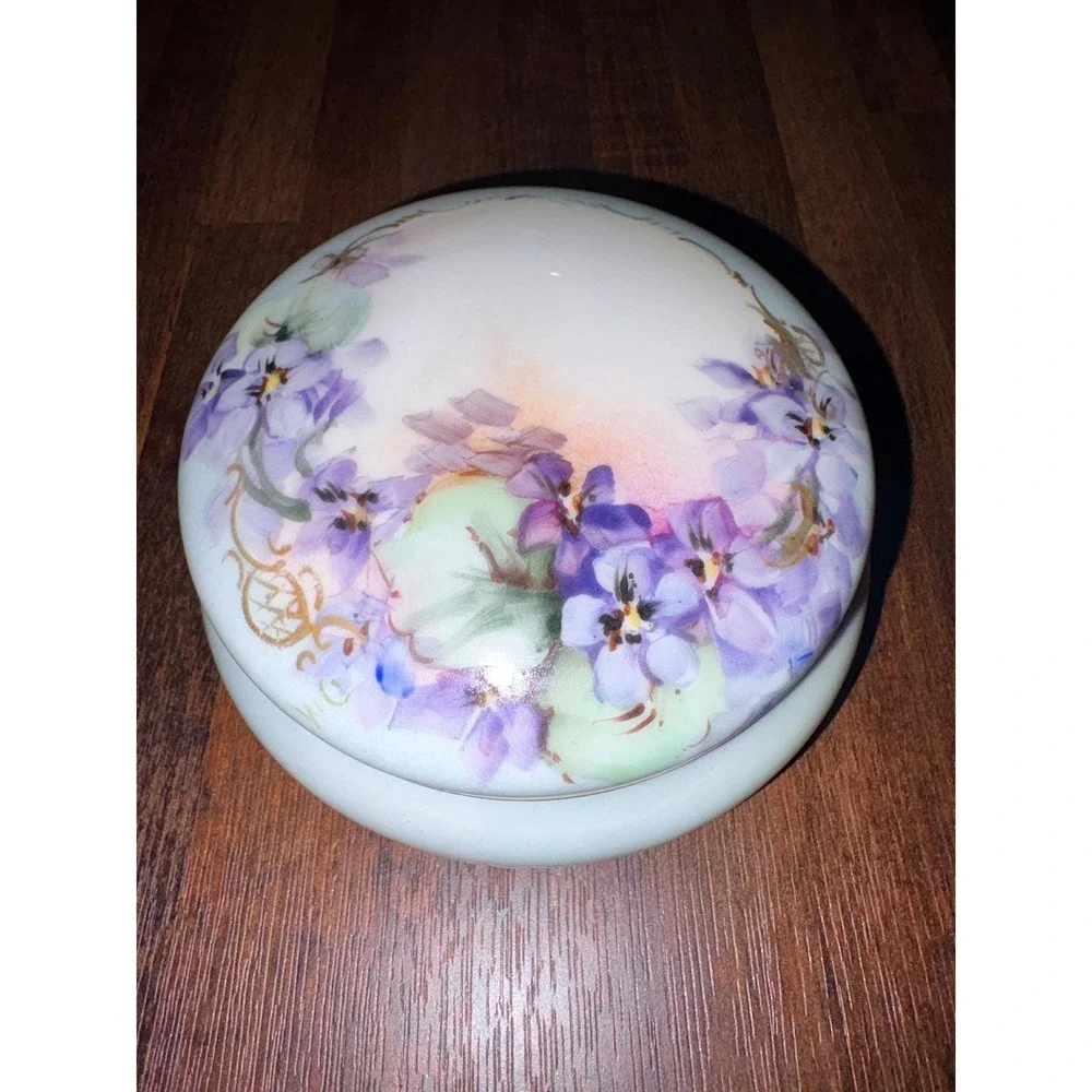 Vintage Bavaria Porcelain Trinket Box Hand Painted Purple Violets Gold Trim 4in